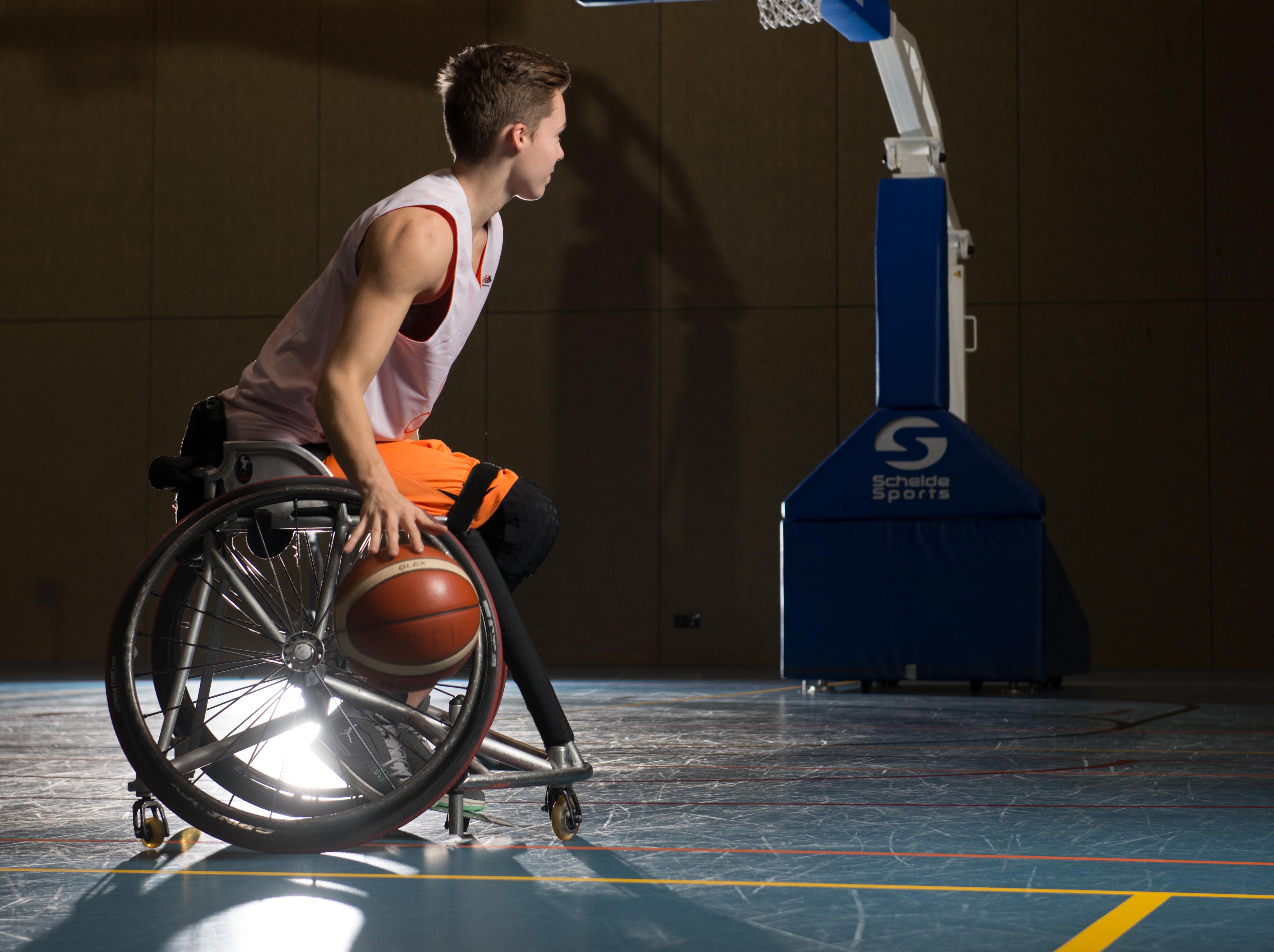 The perfect sports wheelchair Neuromechanics Human Movement Sciences